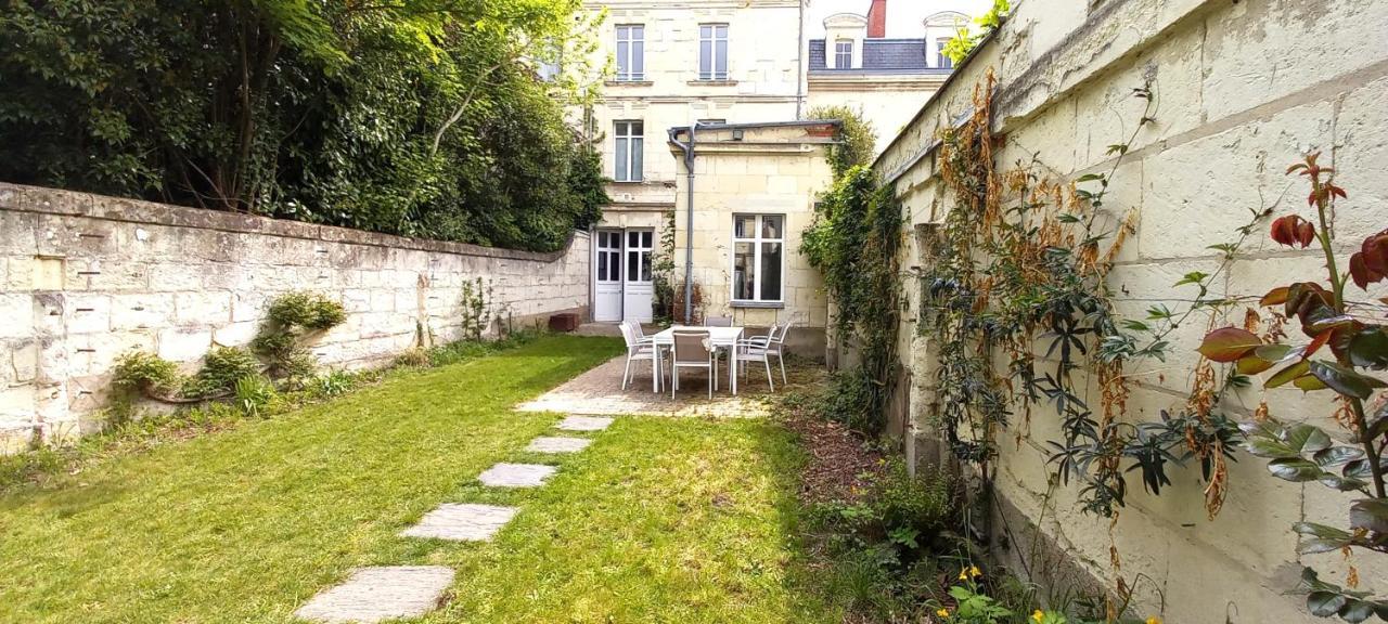 Histoire De Loire : Gabrielle Hotell Saumur Exteriör bild